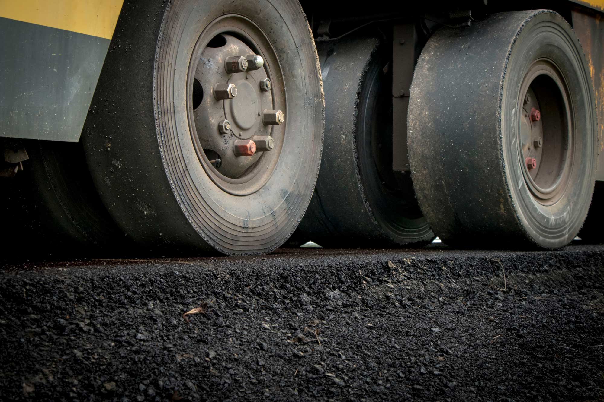 Commercial-Asphalt-Paving