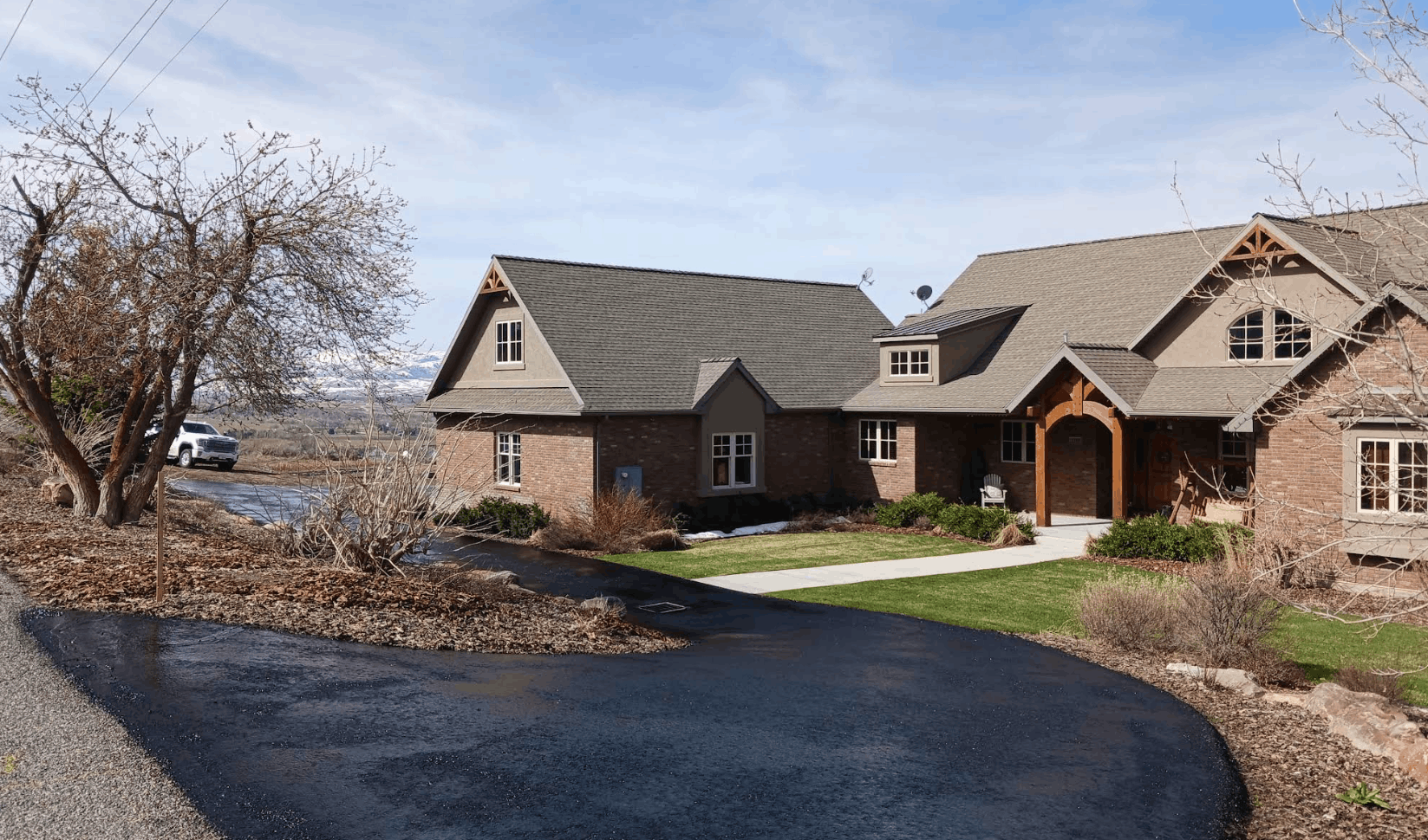 how long to stay off driveway after paving