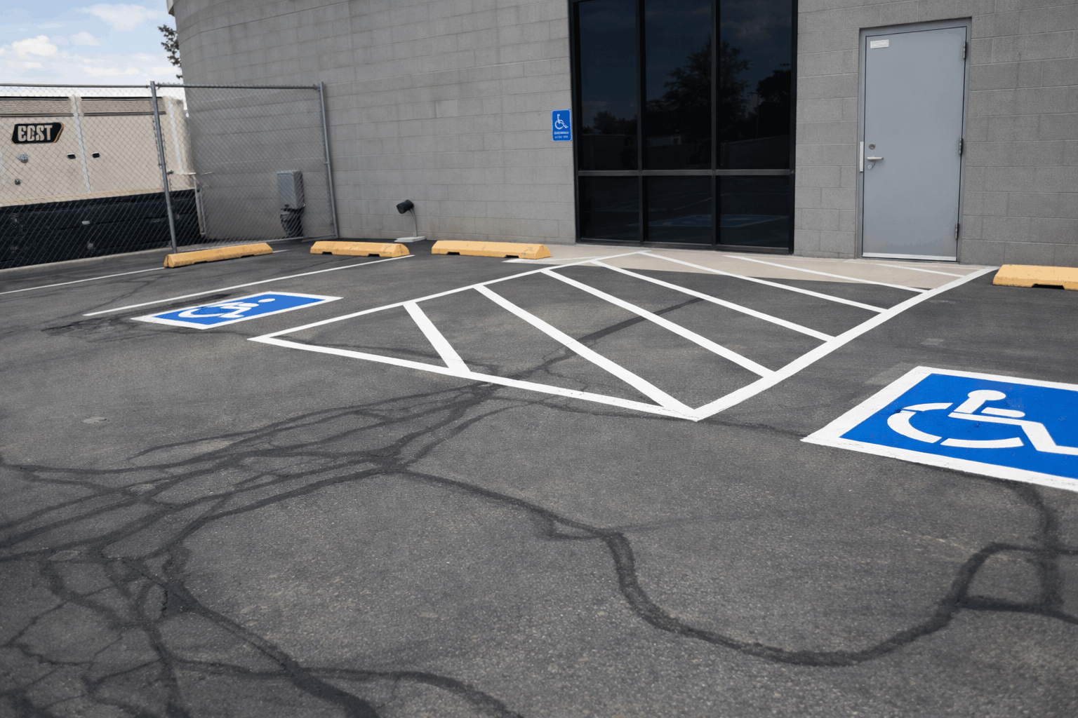 how long to stay off driveway after paving