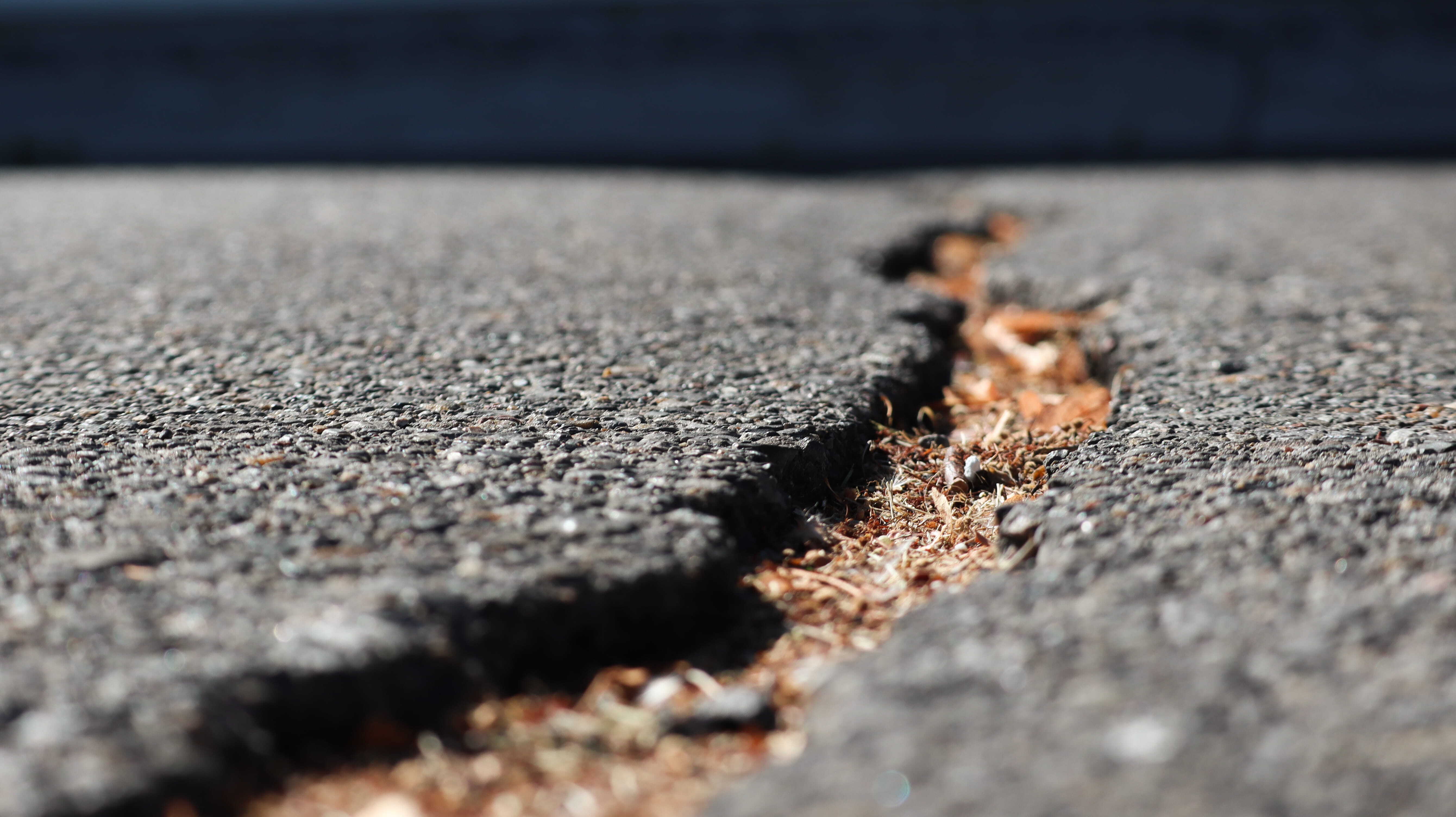 oil based vs water based asphalt sealer